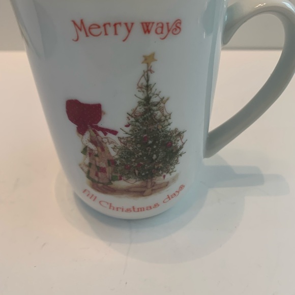 Vintage Holly Hobbie Christmas Mug 1978 Merry Ways Fill Christmas Days Japan - Picture 3 of 8